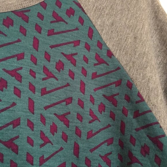 L LuLaRoe Randy Tee - Picture 2 of 4